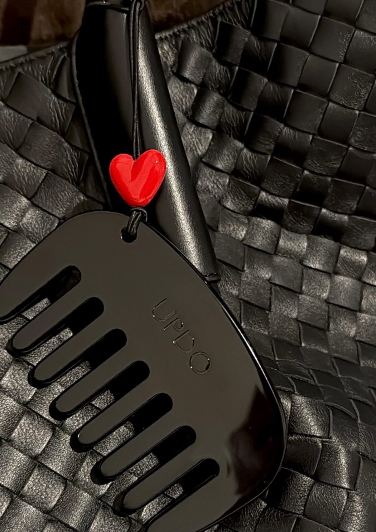 Black Comb
